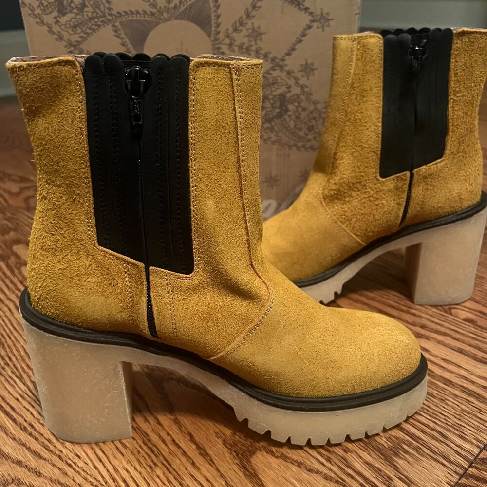 Free People James Chelsea Boot Tan Size 39 Women's Heel Bootie